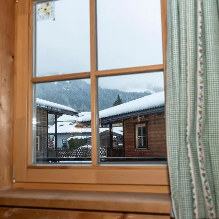 Uriges 7 Alpesi faház *